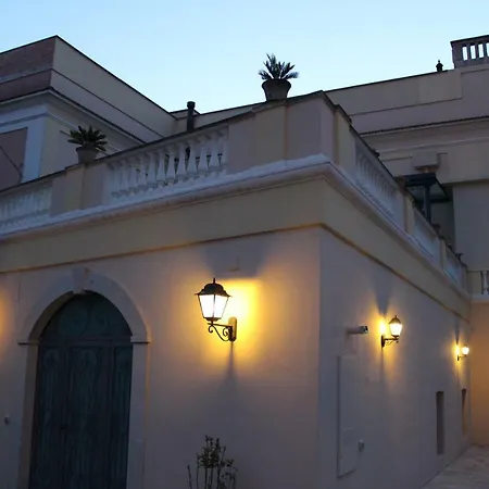 Domus Decclesiis 4*